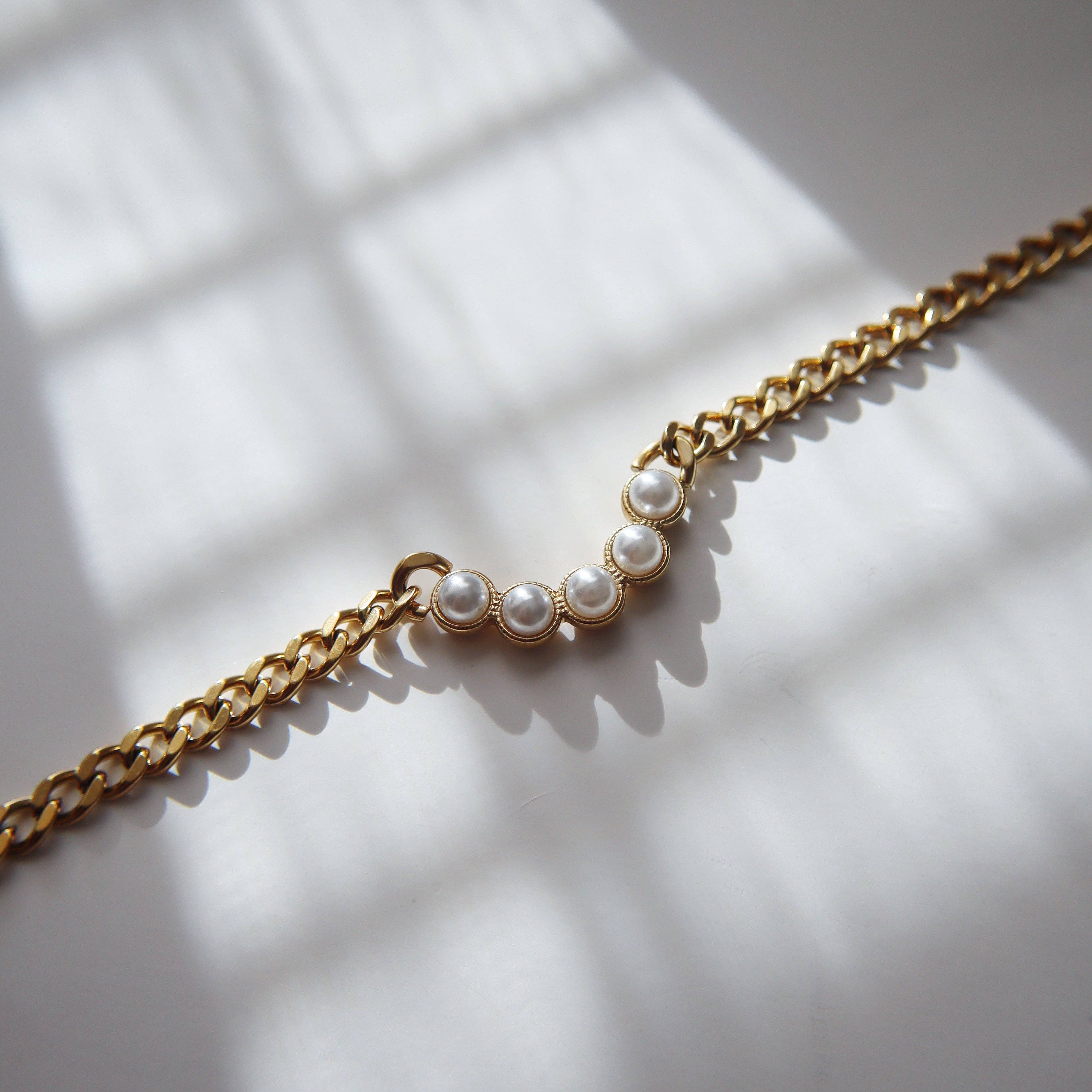 Delphine Pearl Necklace | Cuban Necklace