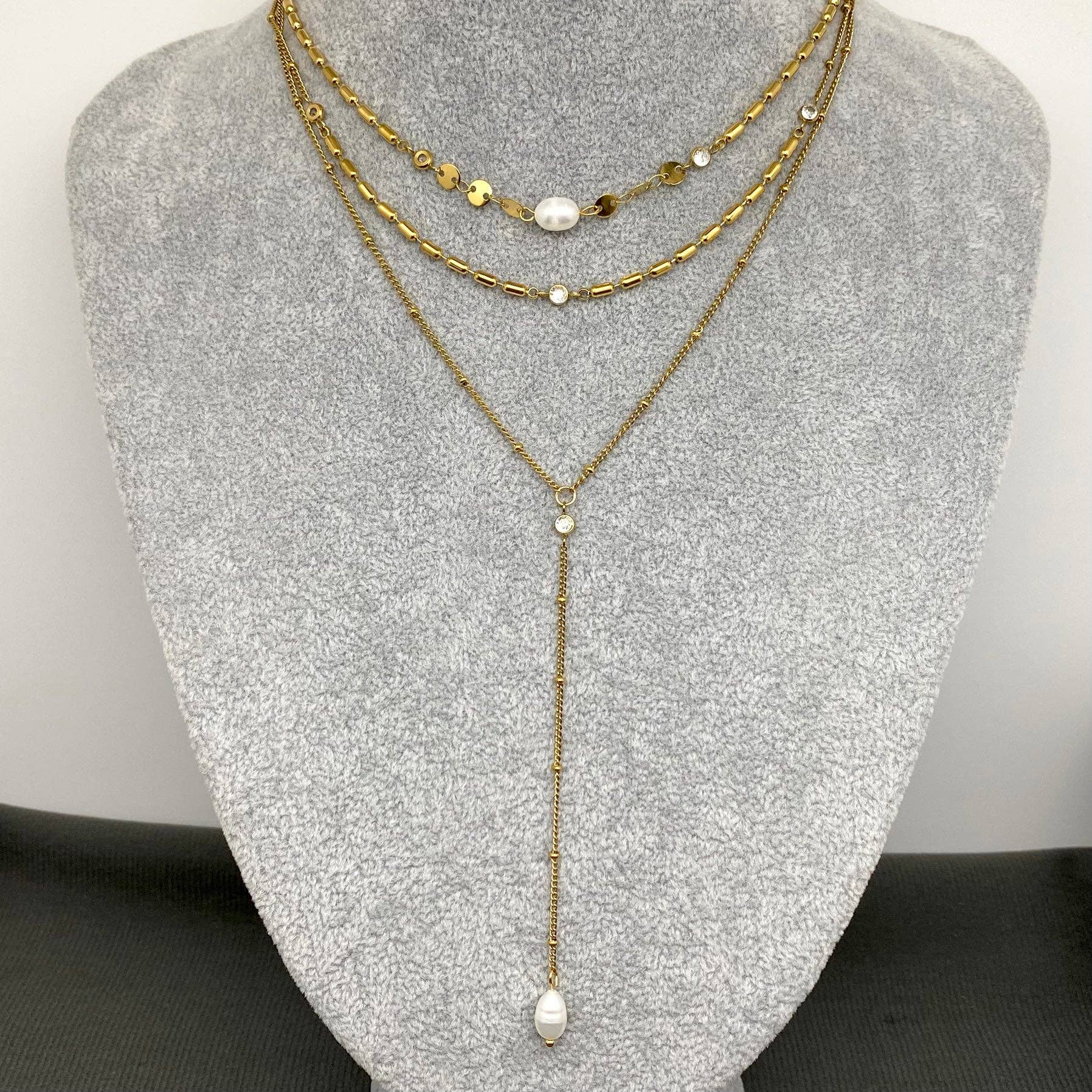 Freshwater Pearl Y-neck Necklace -