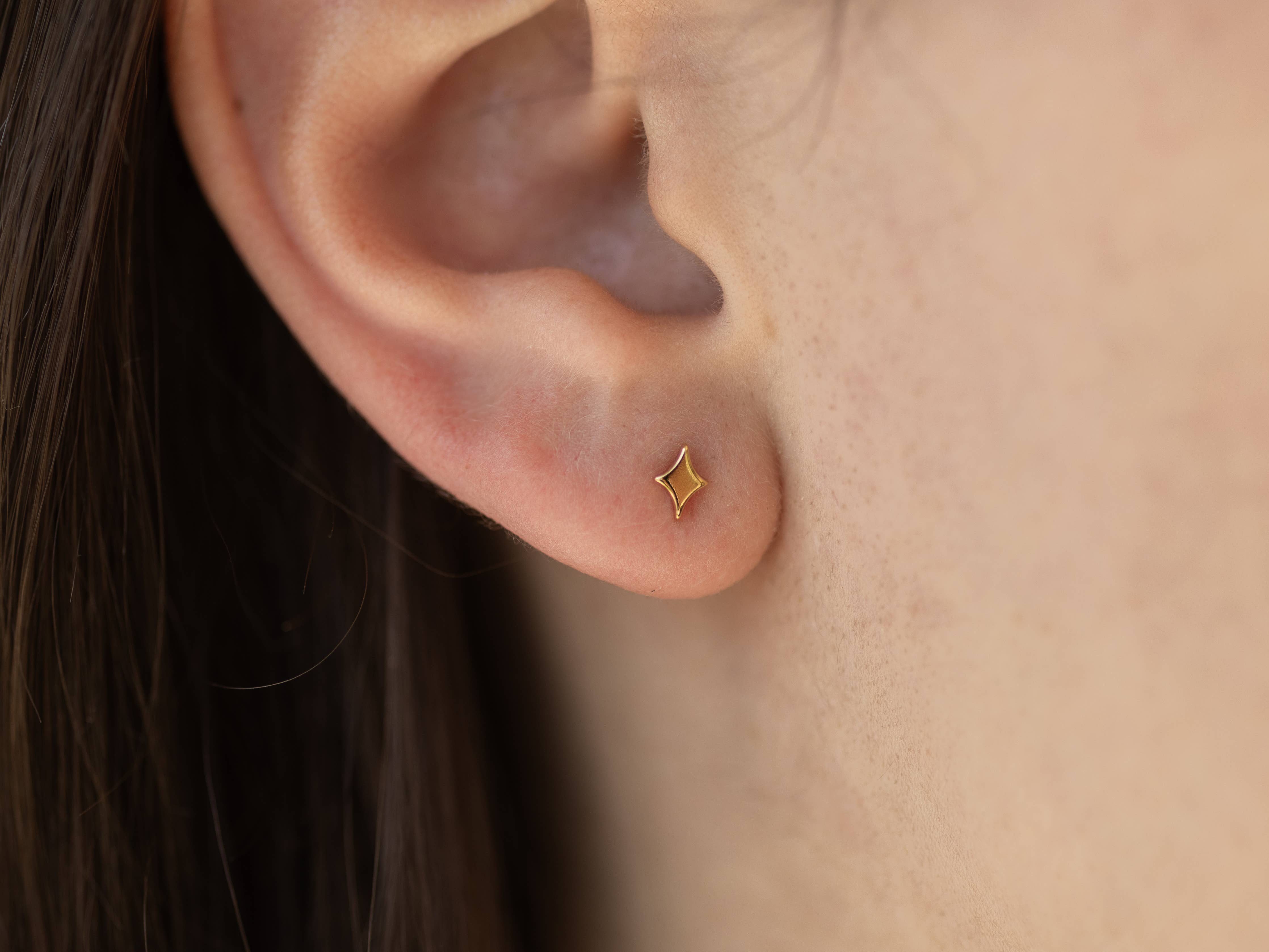 Twinkle Stud Earrings