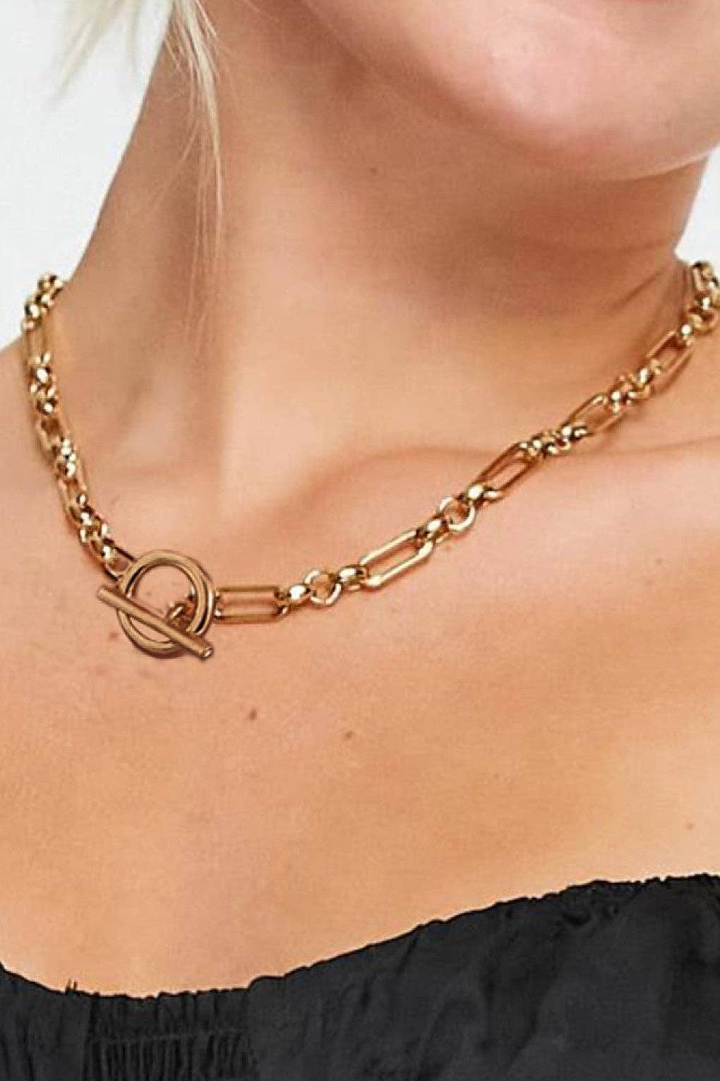 Alessia Paperclip Chain