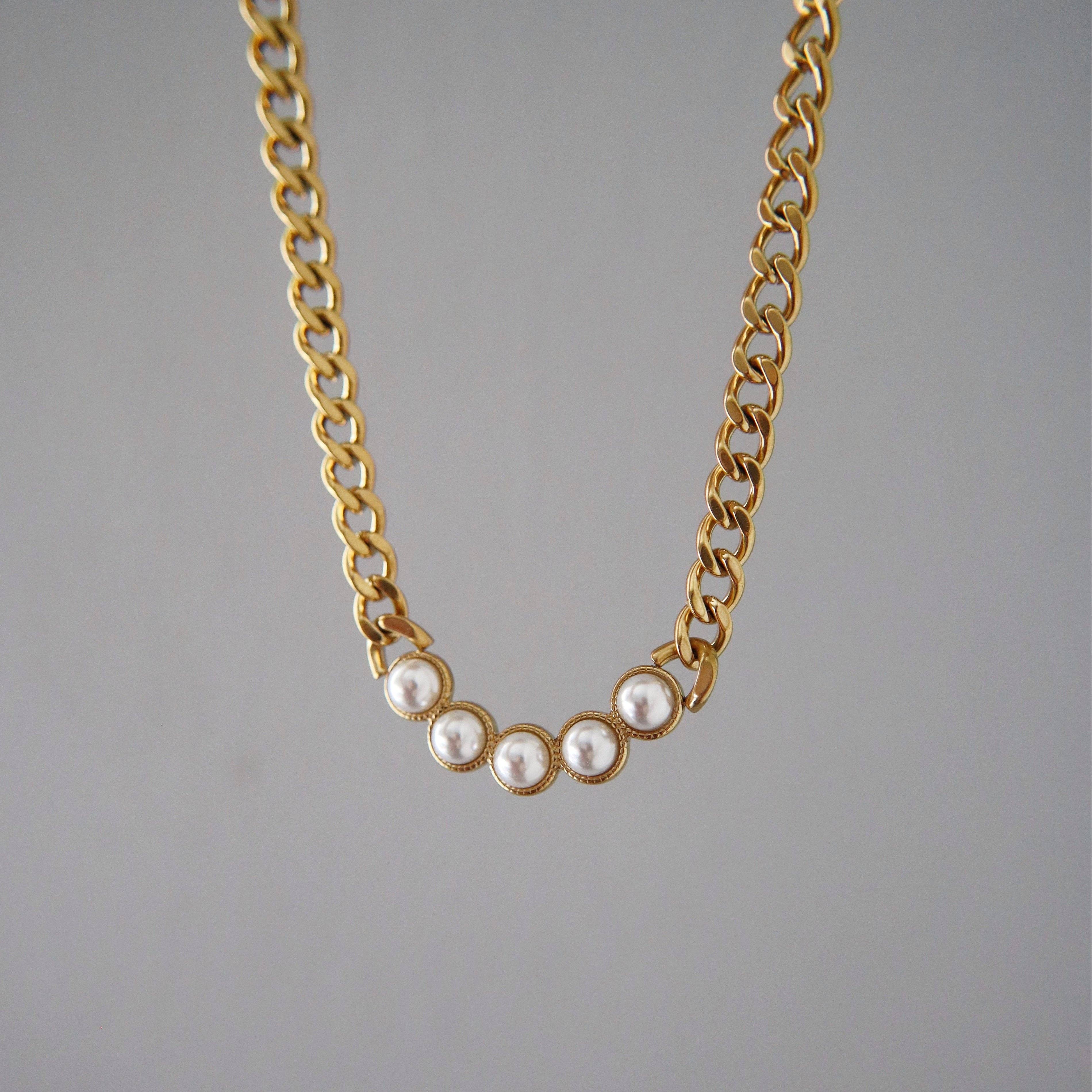 Delphine Pearl Necklace | Cuban Necklace