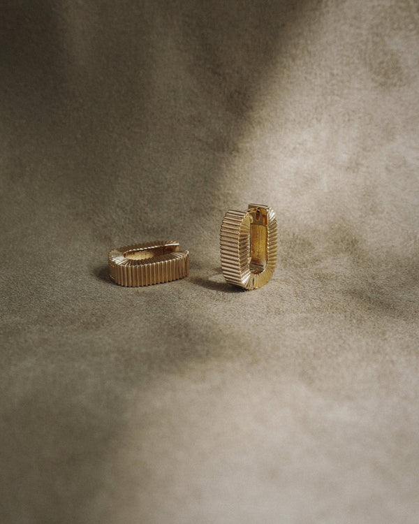 Elly Fluted Hoops