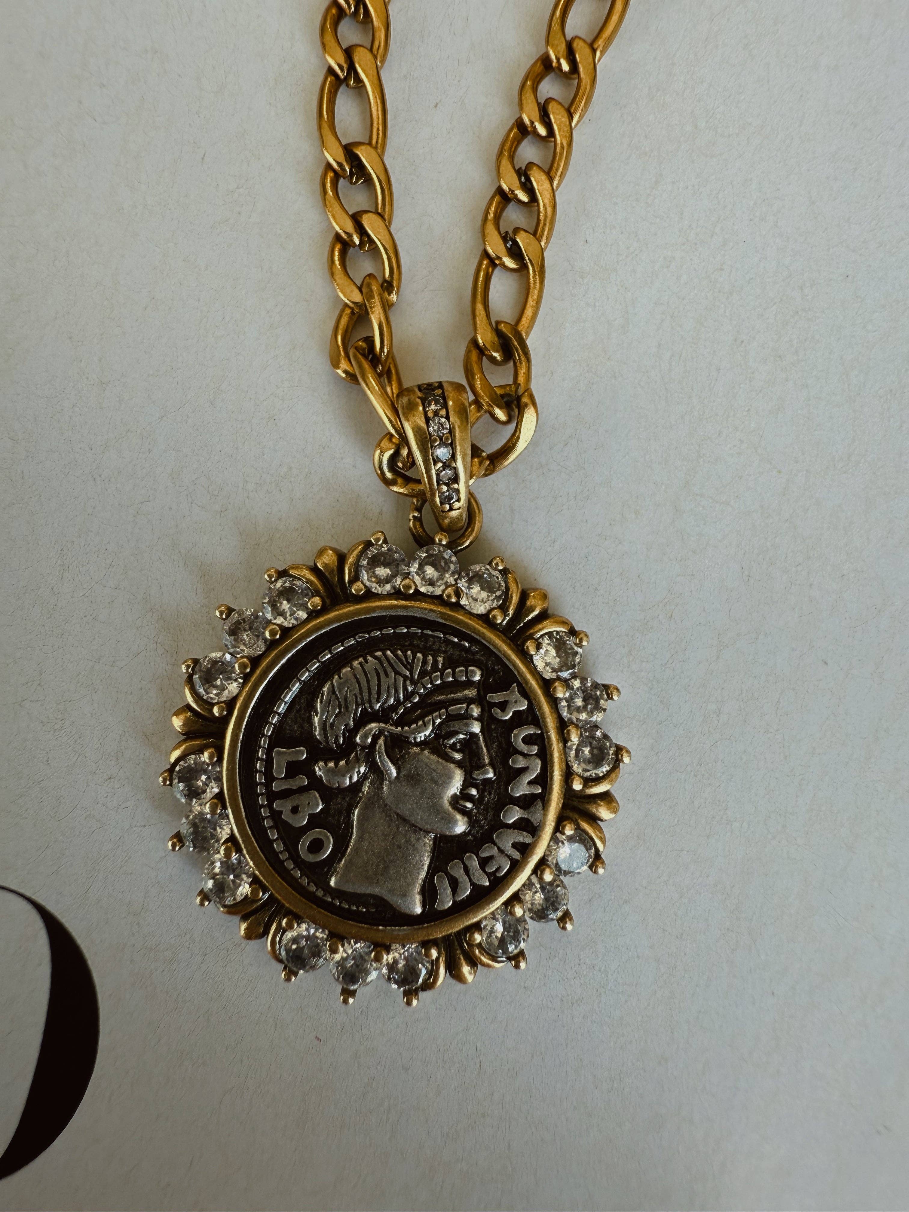 Valentina Medallion Necklace