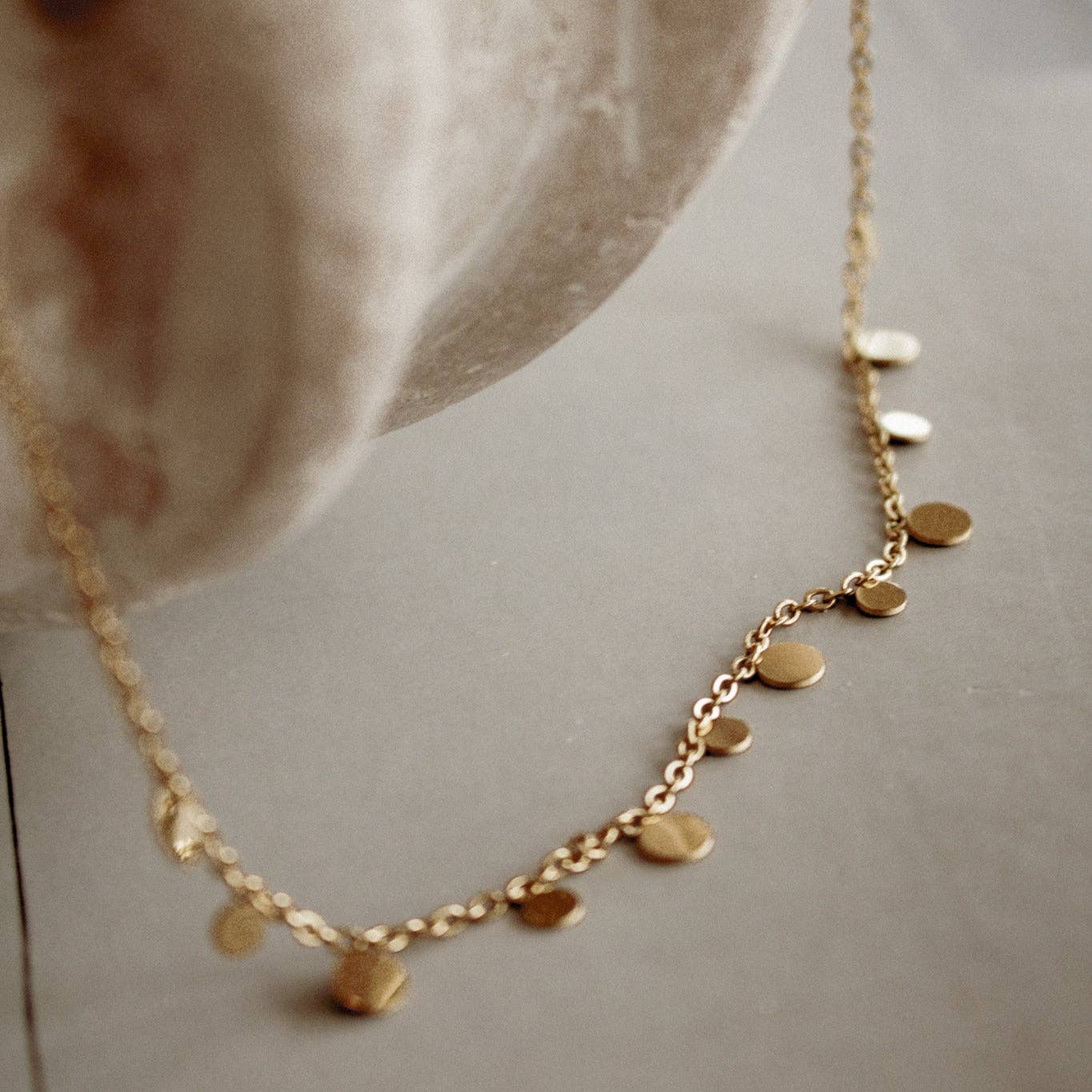 DOTTIE NECKLACE
