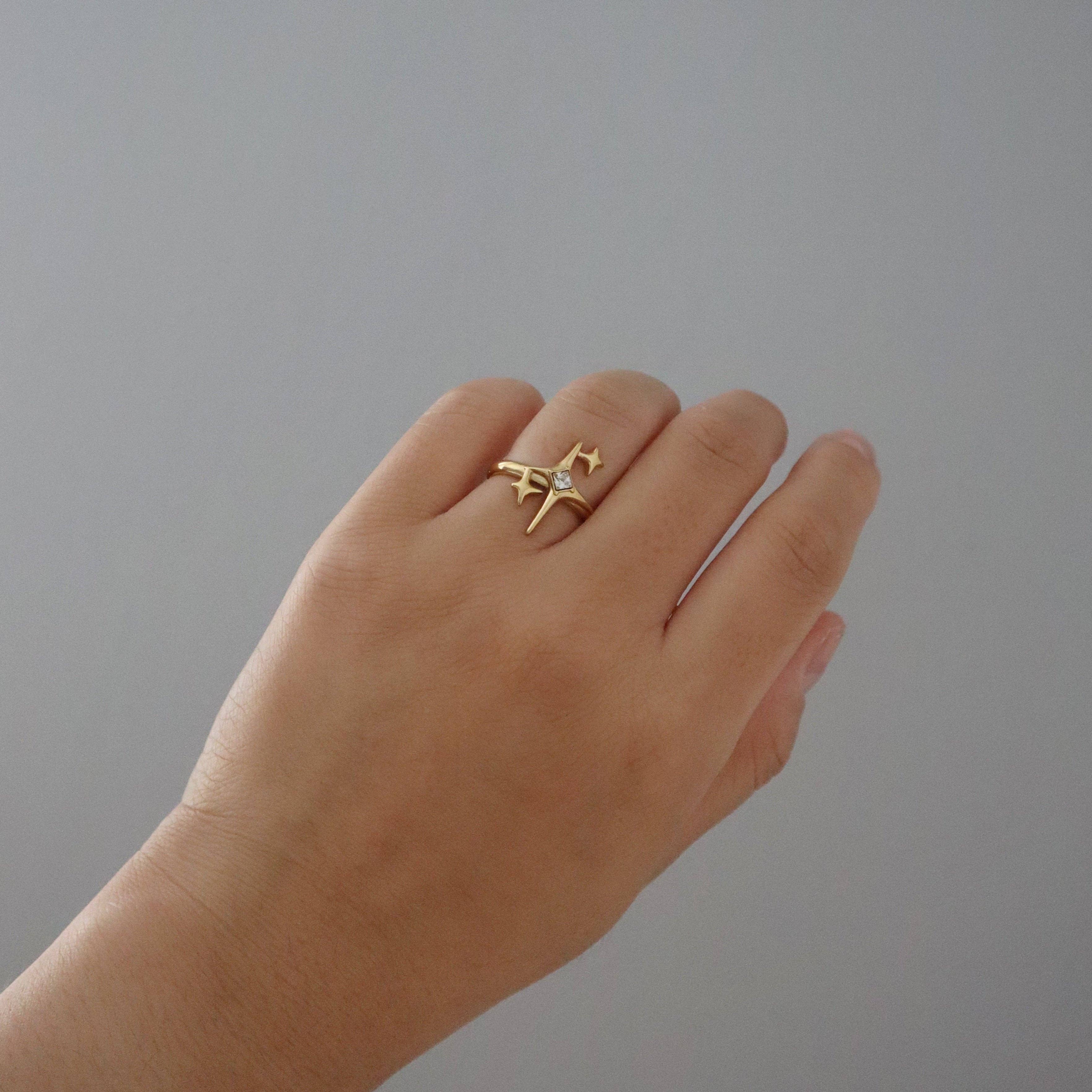 Starla Ring | Dainty Everyday Ring
