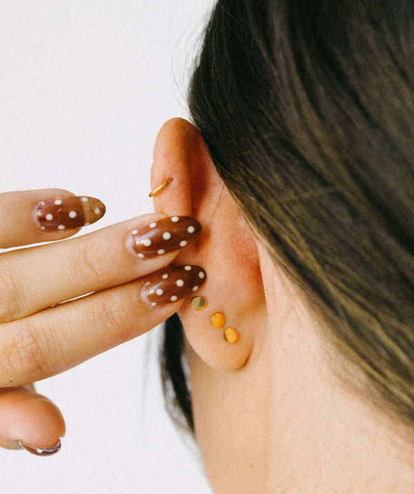 Bow Flat Back Stud