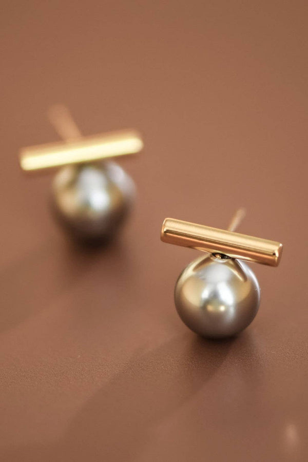 Chloe Stud Earrings