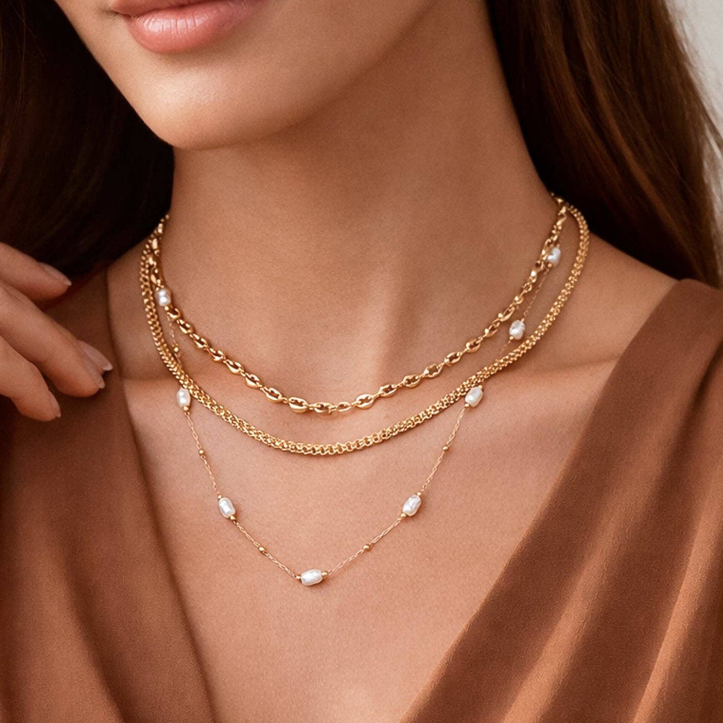 Luna Chunky Pearl Necklace