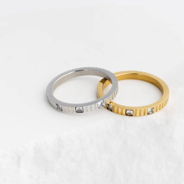 Triple Stone Fluted Stacking Ring