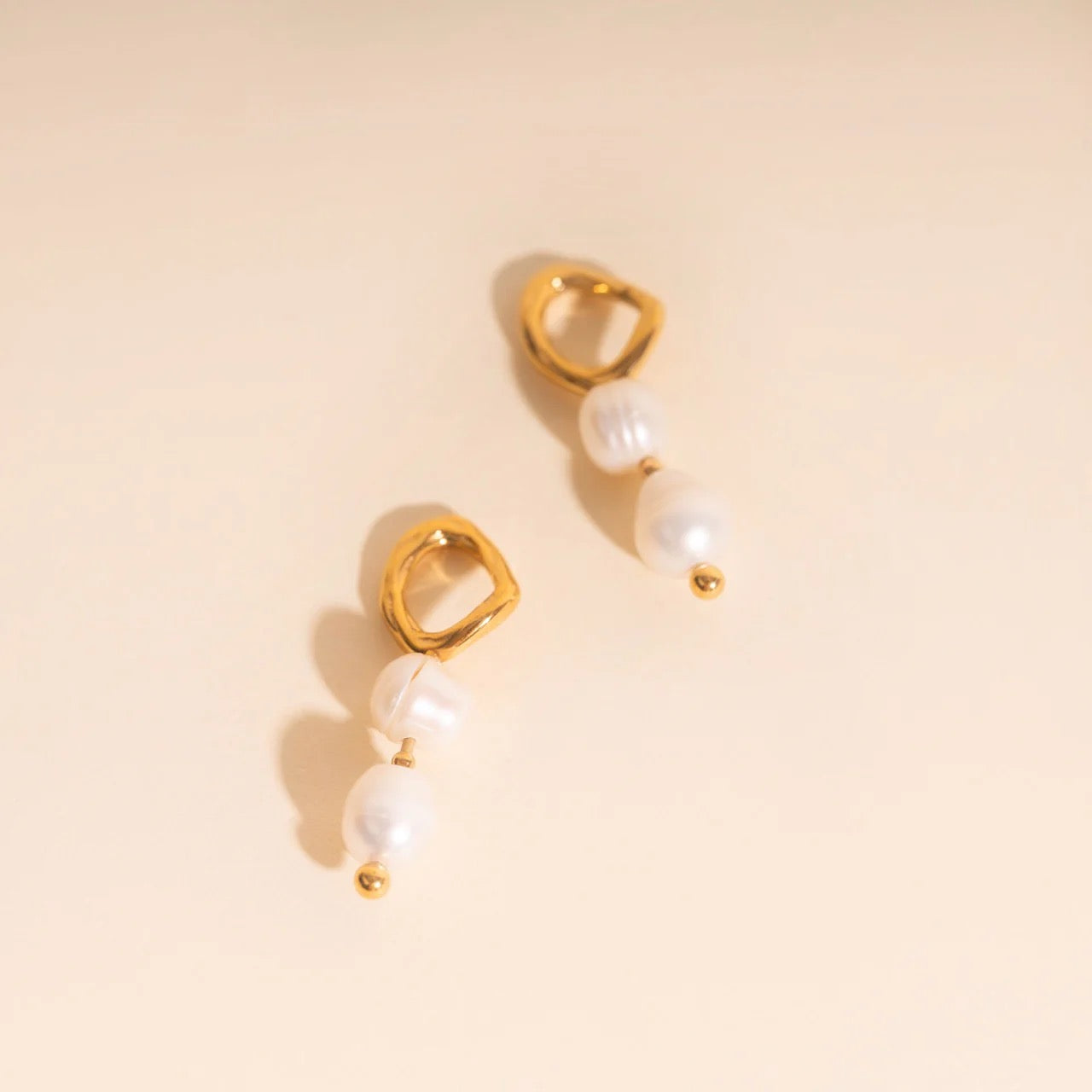 Ripple Pearl Huggie Hoop Charms