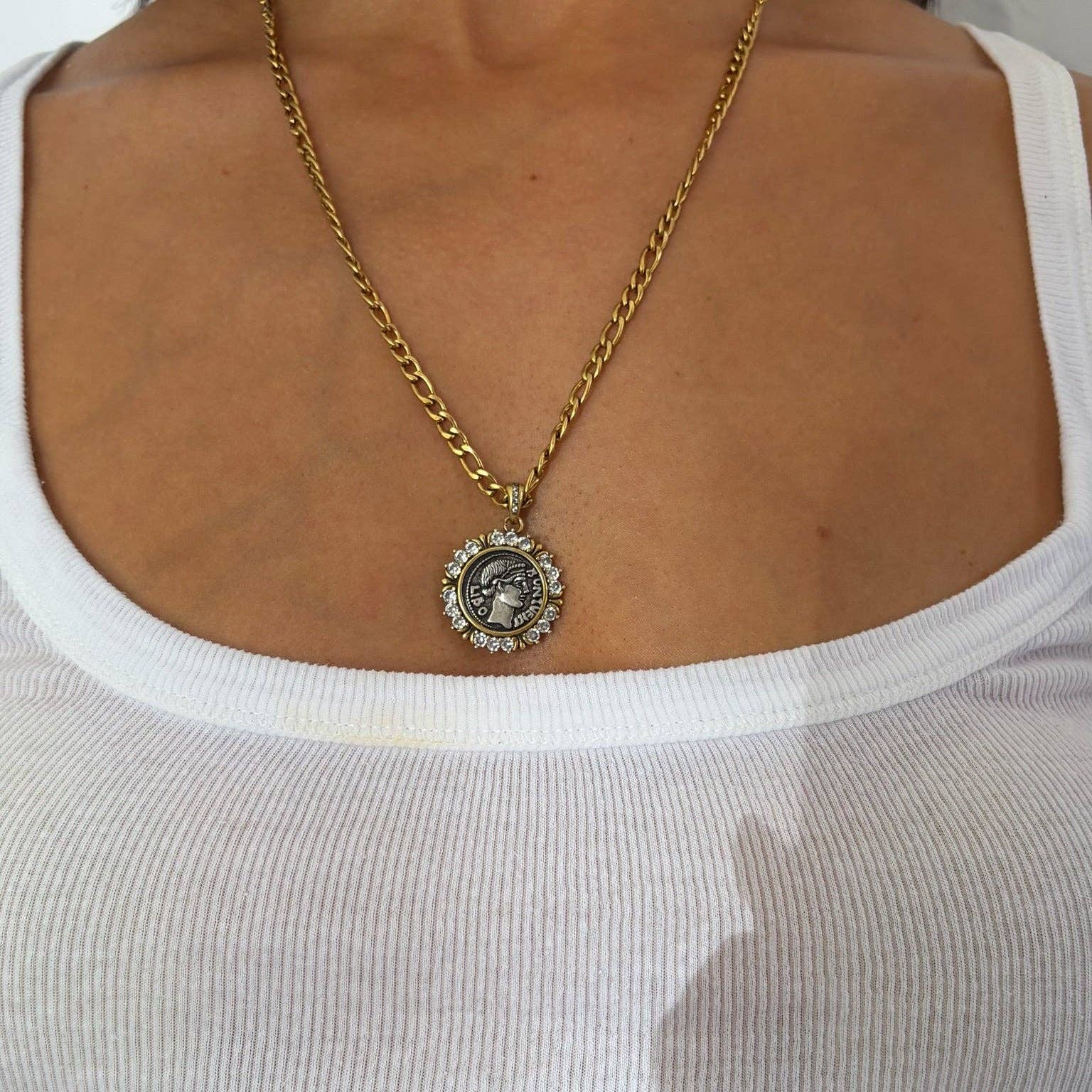 Valentina Medallion Necklace