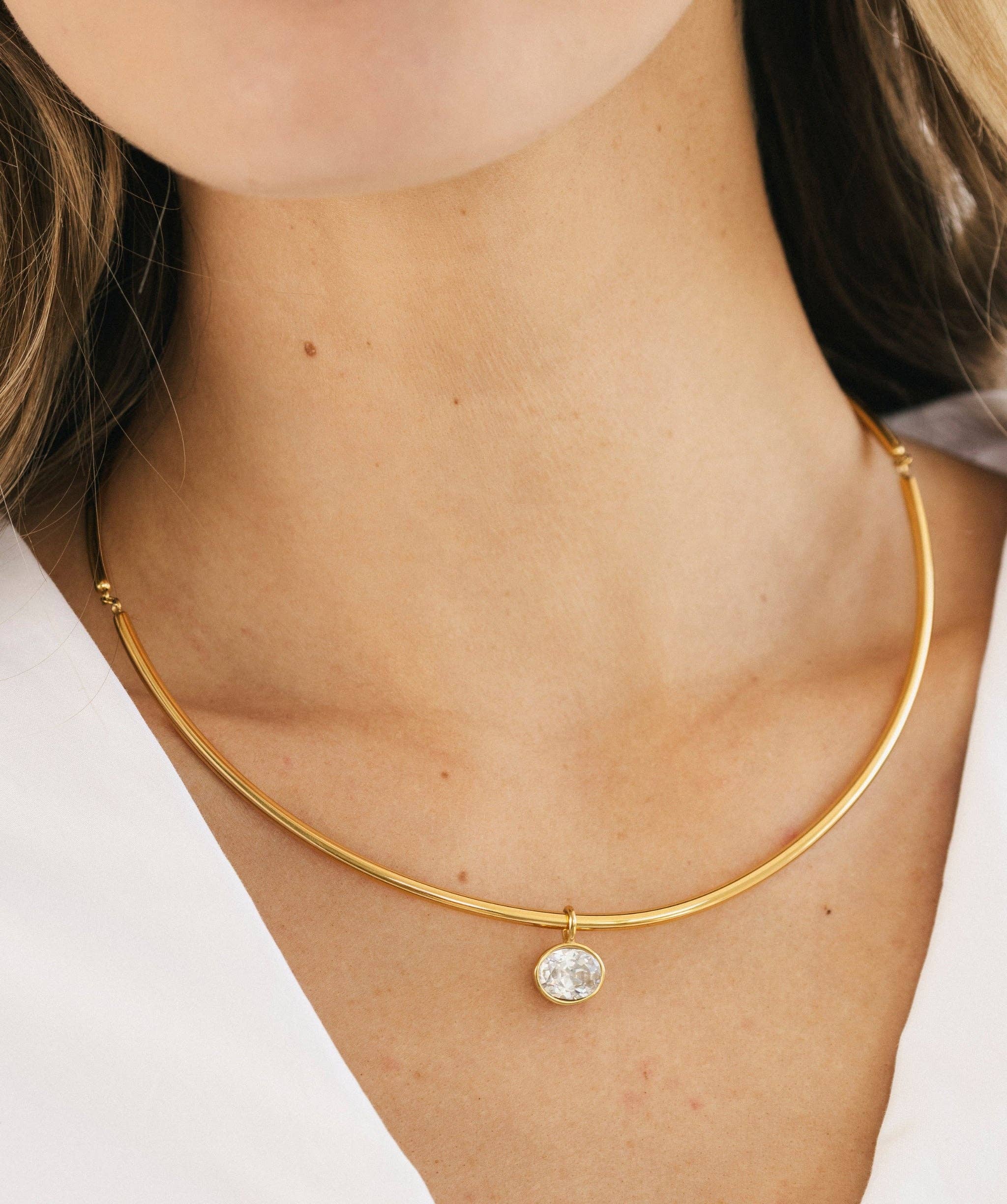 Arc Bezel Necklace