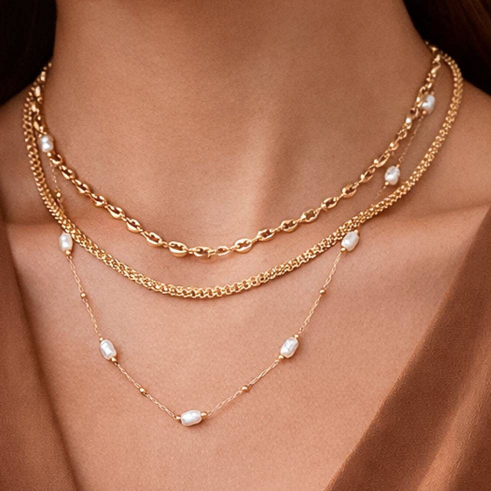 Luna Chunky Pearl Necklace