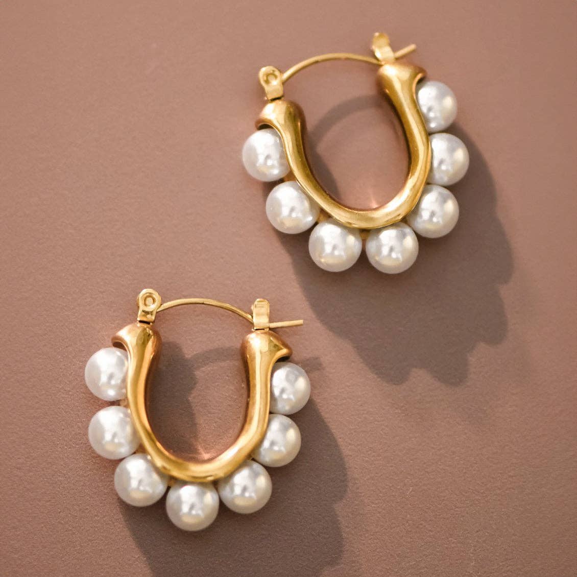 Eloise Pearl Dangle Hoops