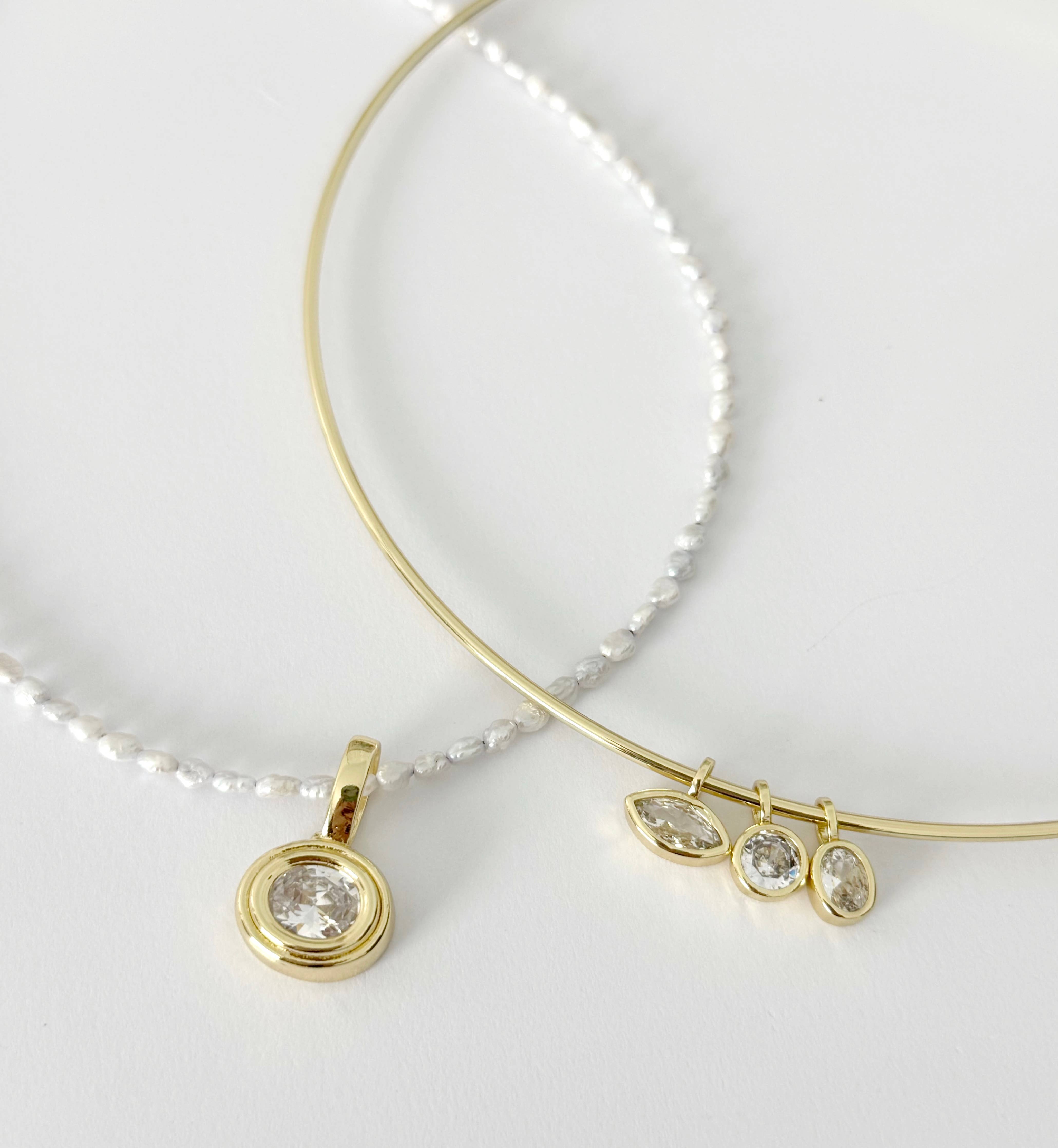 Bezel Charm Choker Necklace 