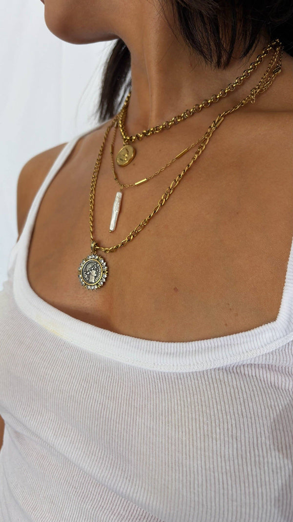 Valentina Medallion Necklace