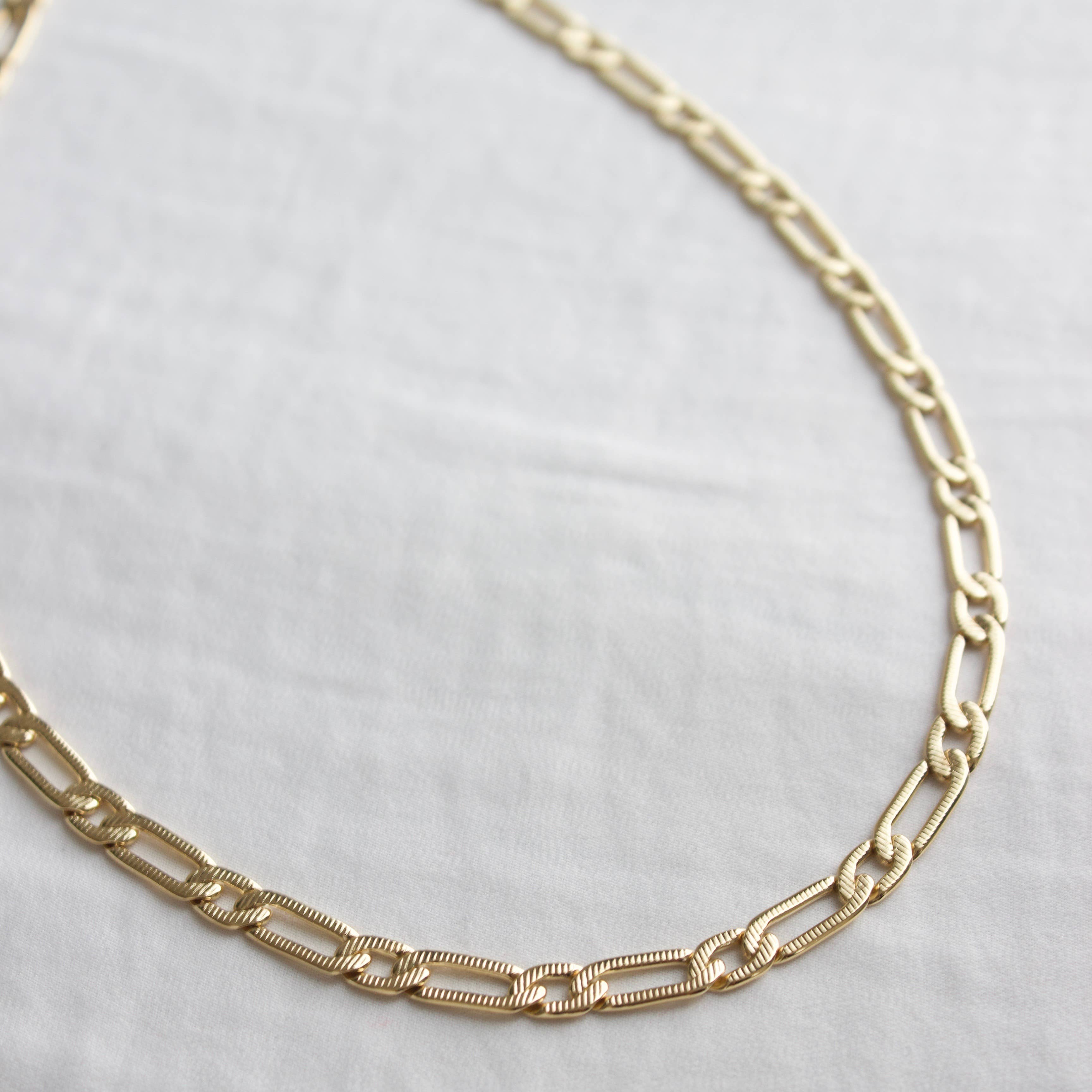 Cleopatra Choker