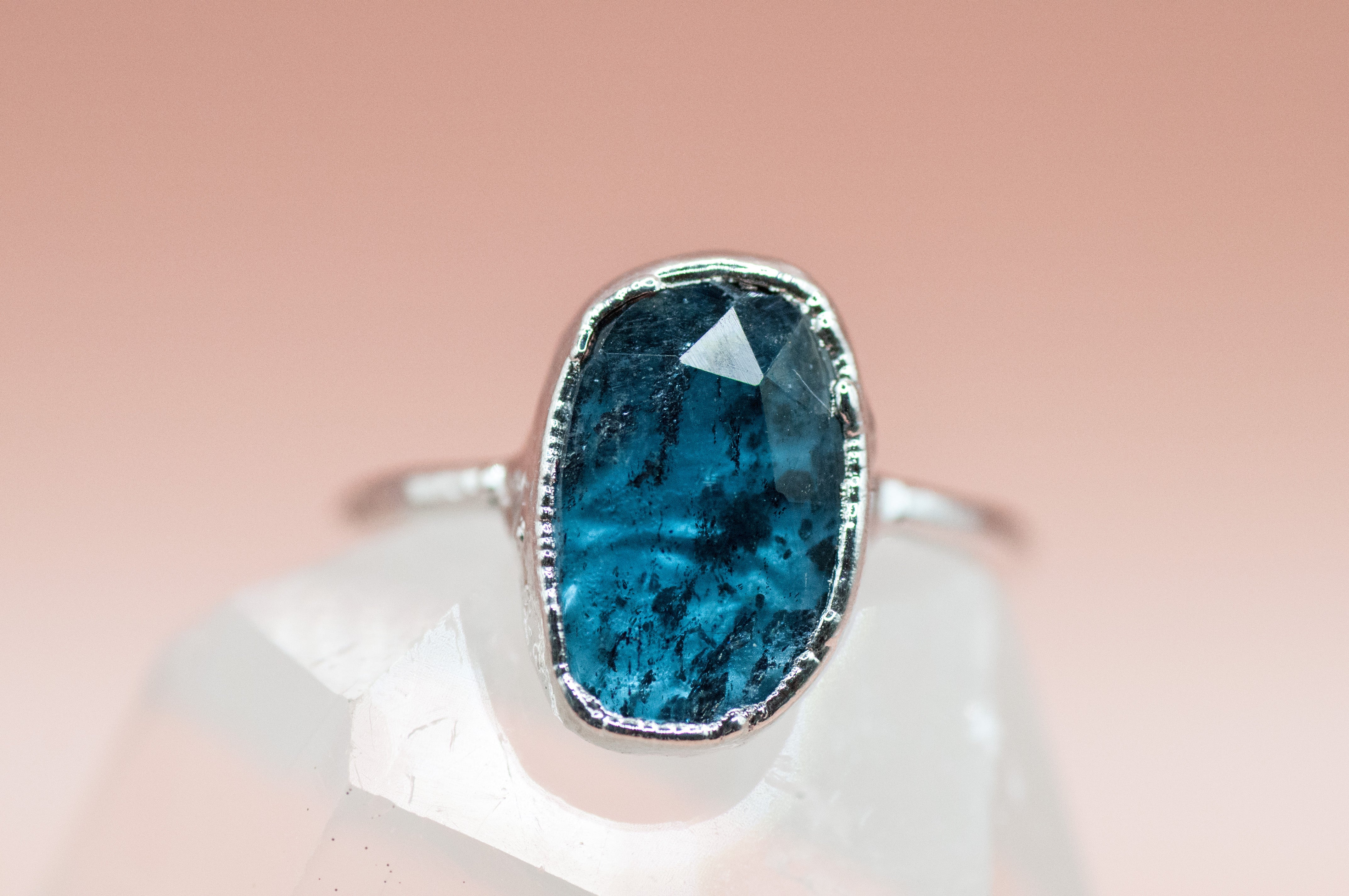 Indigo Kyanite Moss Ring