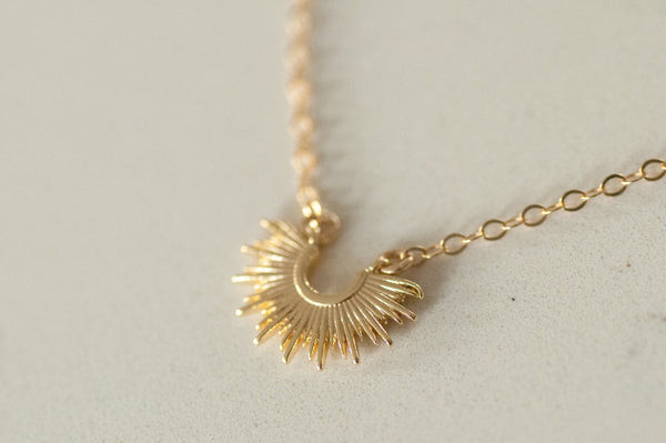 The Light Beam Necklace || Sunburst Necklace