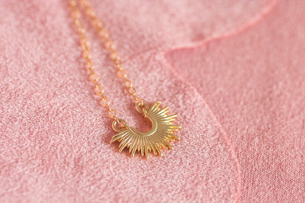 The Light Beam Necklace || Sunburst Necklace